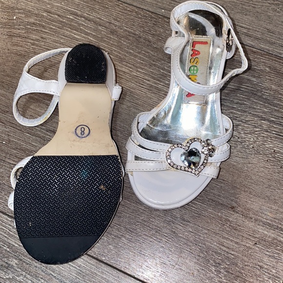 Girls Diamond dress shoes with a tiny heel gently used ! - Picture 6 of 6